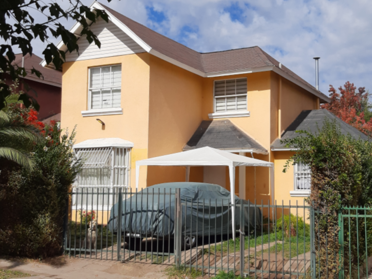 Casa ciudad del Este, Puente Alto. Vende 5.572 uf